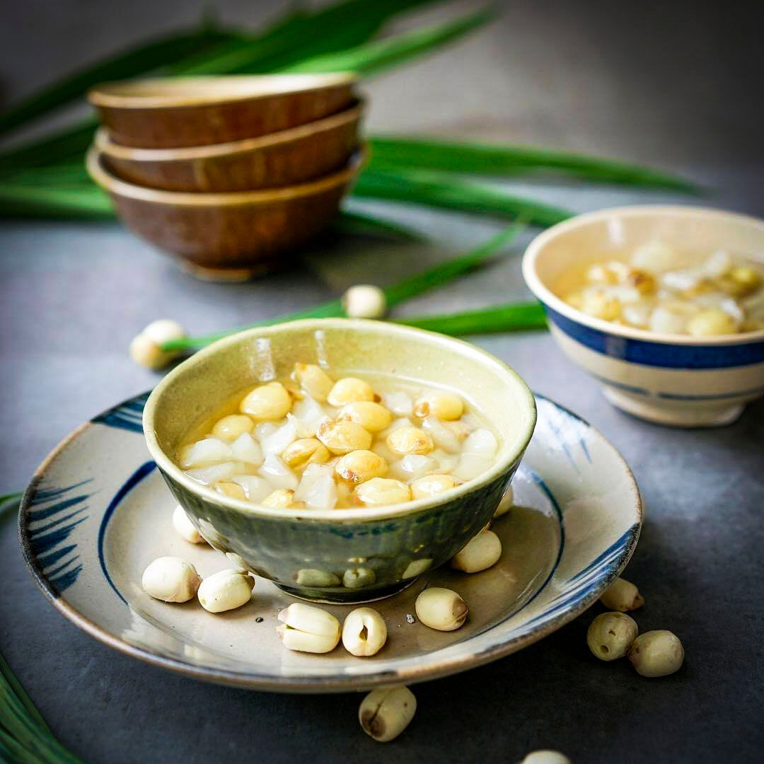 Source sustainable ingredients for chè sen long nhãn